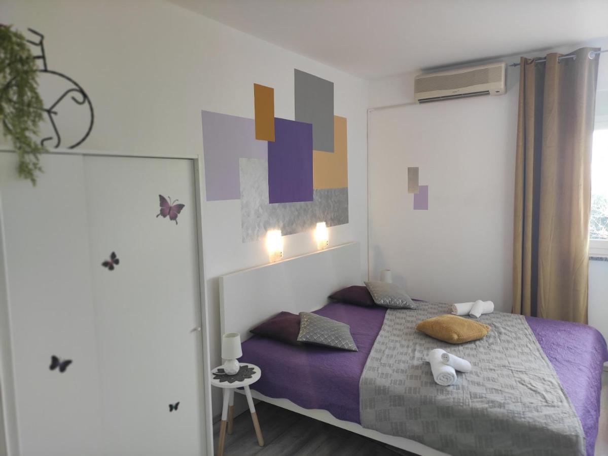 Apartman Iris S Terasom Rijeka Buitenkant foto